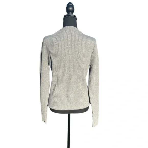 Women's Gray V-Neck Sweater by Merona size XL - Picture 4 of 5